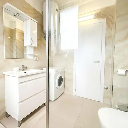 Ferienwohnung Korabi Luk 695 Durrës Exterior foto