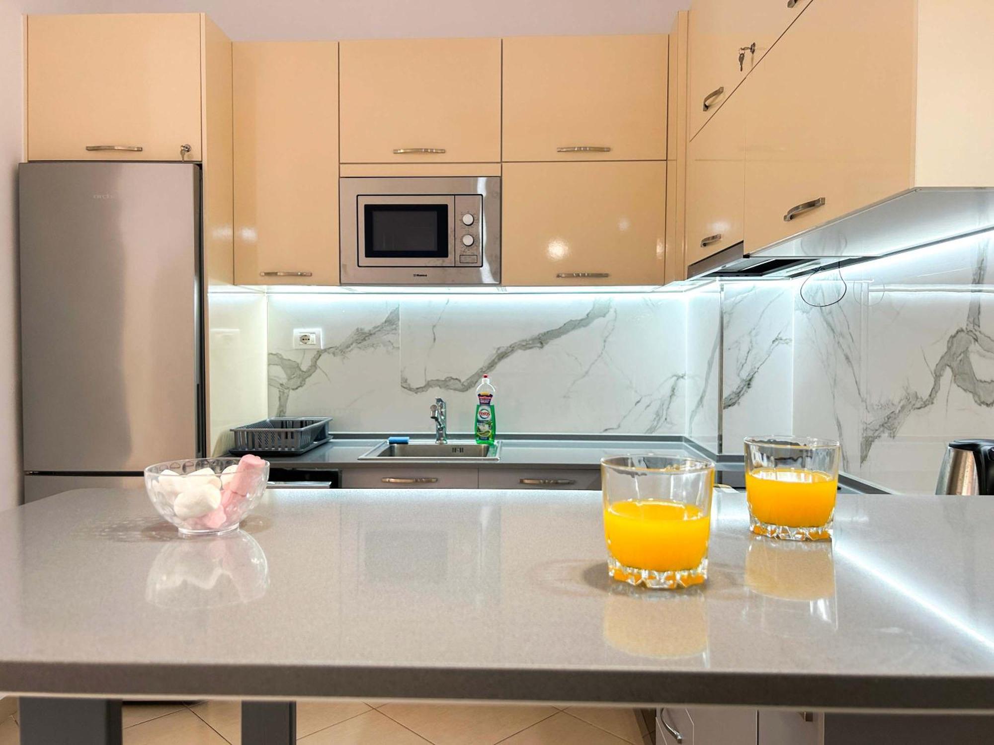 Apartment Korabi Luk 695 *