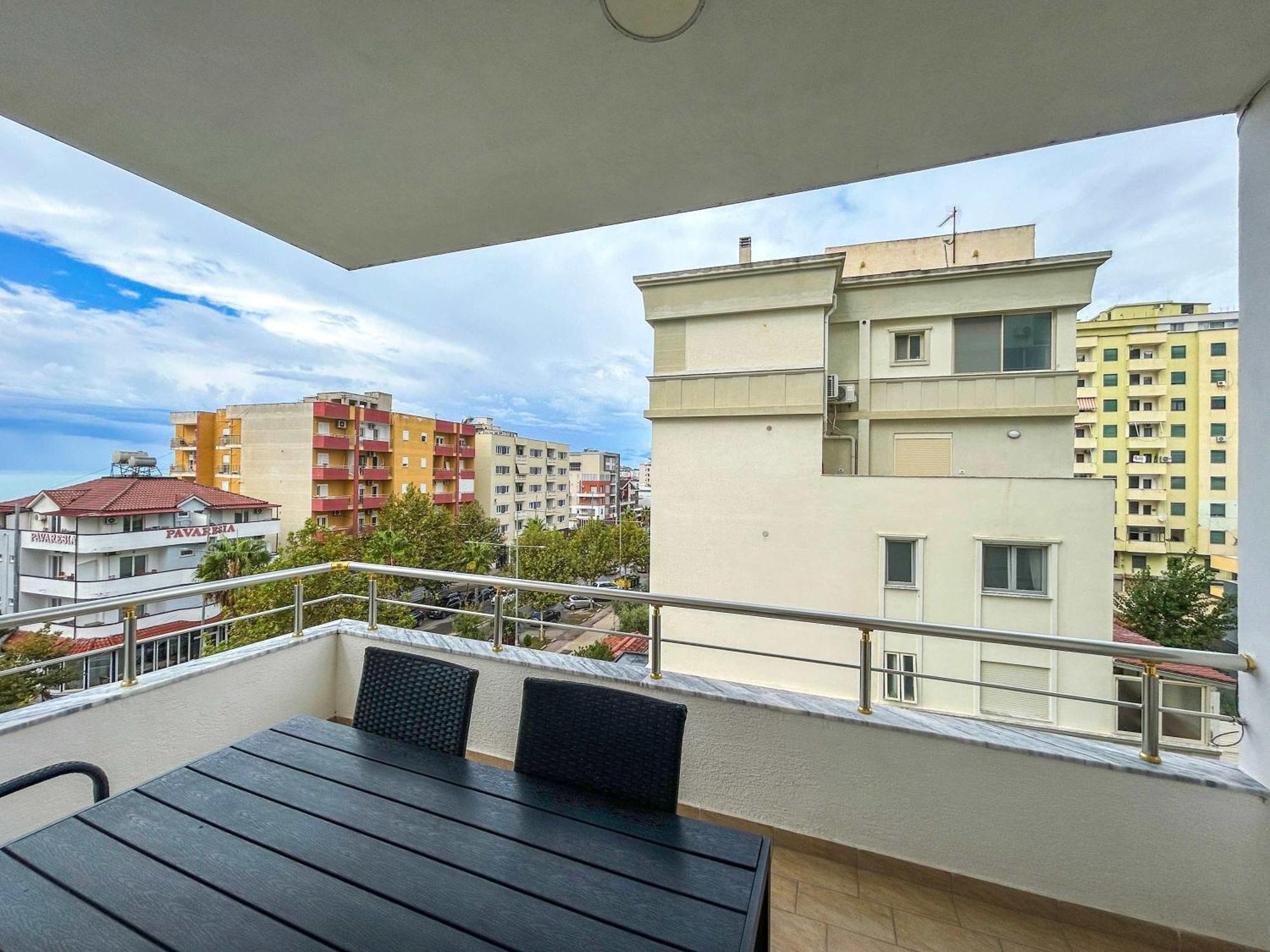 Korabi Luk 695 Apartment