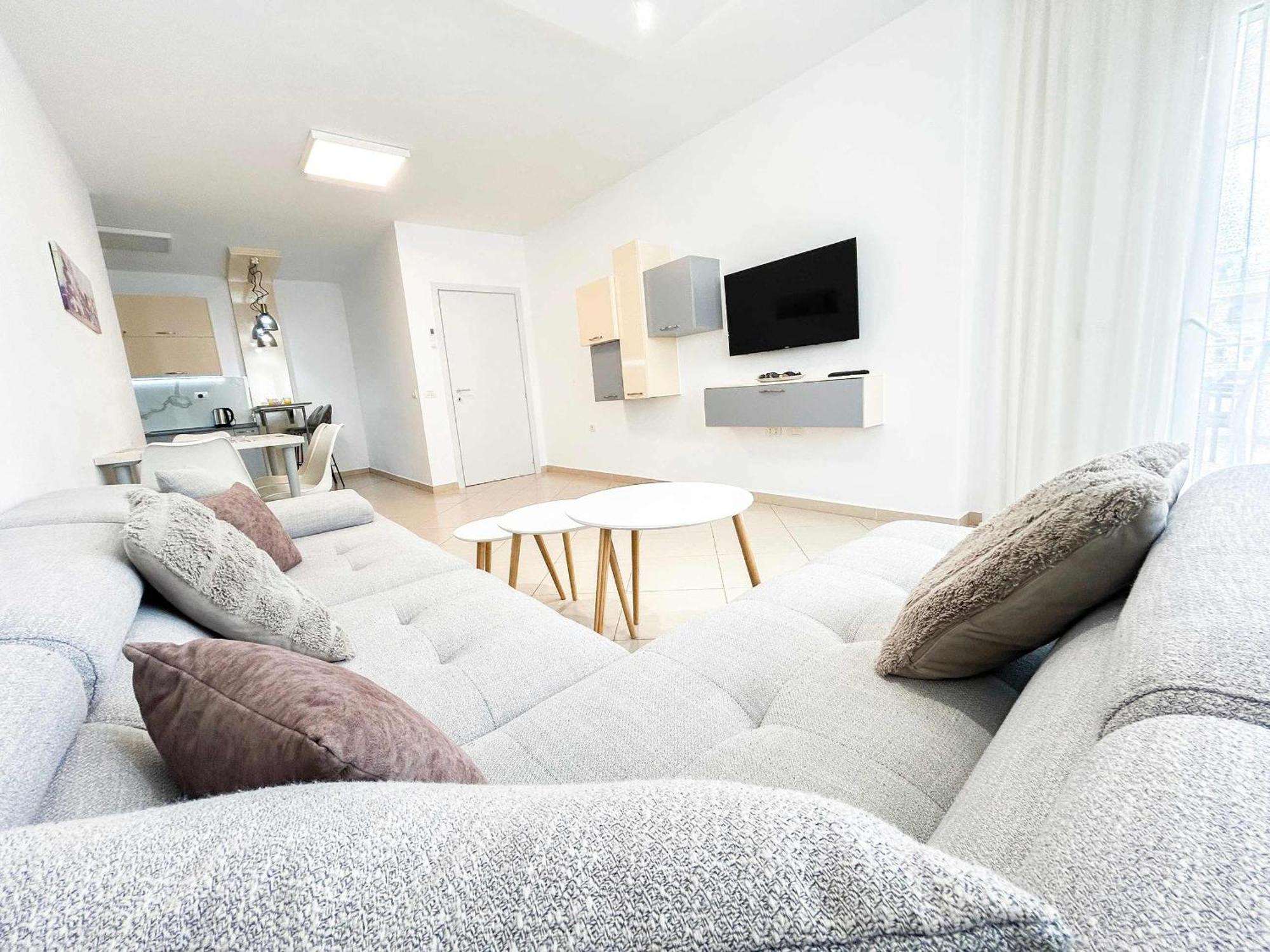 Korabi Luk 695 Apartment Durrës